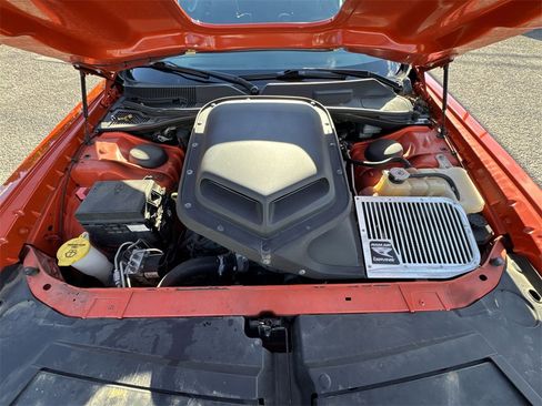 Used 2009 Dodge Challenger SRT8 image 24