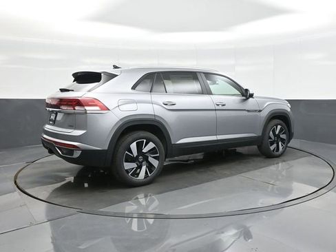 New 2026 Volkswagen Atlas Cross Sport SE image 7