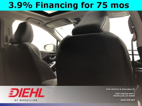 New 2026 Subaru Crosstrek 2.5i Limited w/ Crosstrek Mirror Package image 11