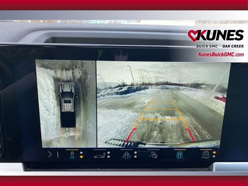 Used 2024 Chevrolet Silverado 2500 LTZ w/ LTZ Plus Package image 18