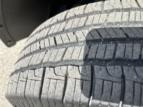 Used 2010 Chevrolet Equinox LT w/ Vehicle Interface Package image 29