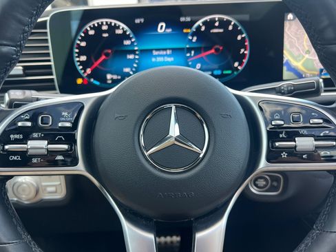 Certified 2023 Mercedes-Benz GLS 450 4MATIC image 10