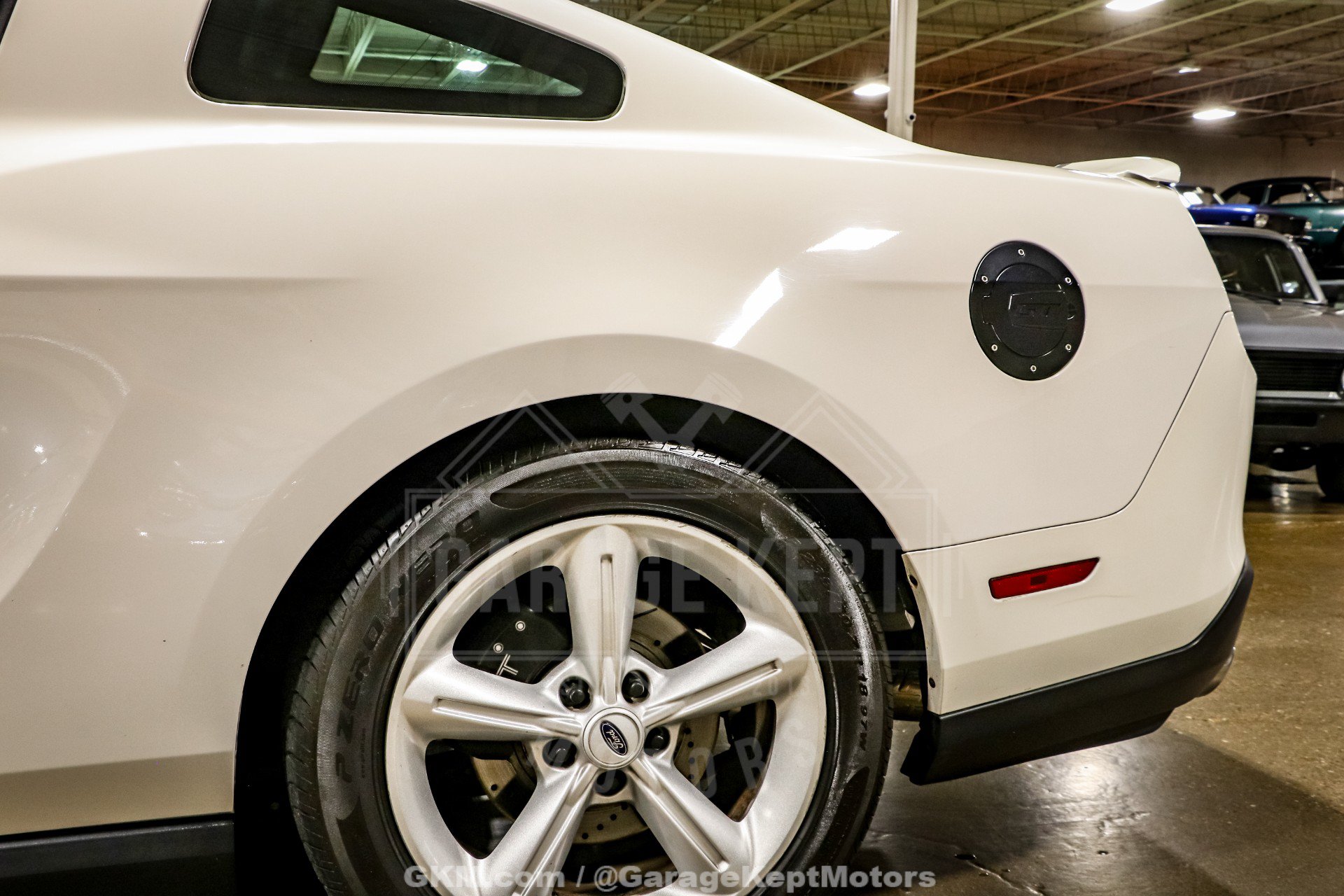 Used 2010 Ford Mustang GT RWD image 36
