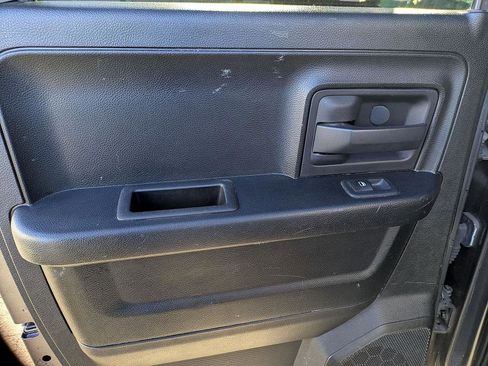 Used 2018 RAM 1500 Express image 22