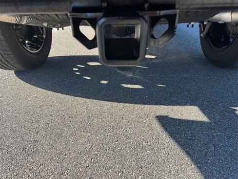 New 2025 Ford F150 Lariat w/ Equipment Group 501A Mid image 17