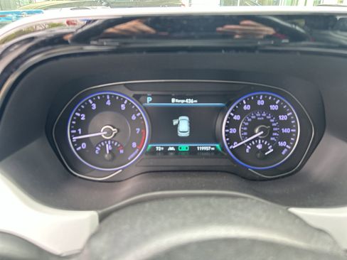 Used 2022 Hyundai Palisade SEL w/ Premium Package image 2