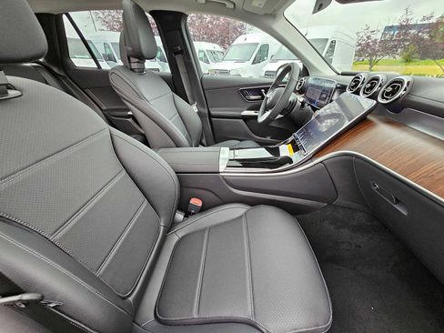 Used 2023 Mercedes-Benz GLC 300 GLC 300 image 12