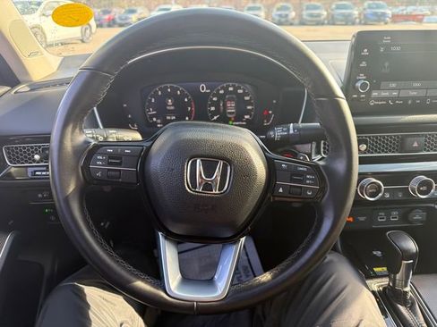 Used 2024 Honda Civic Touring image 30