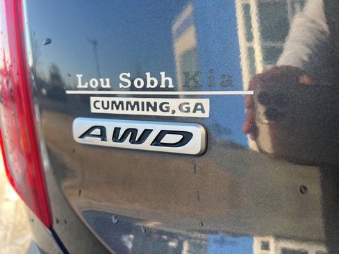 Used 2021 Kia Telluride SX w/ SX Prestige Package image 9