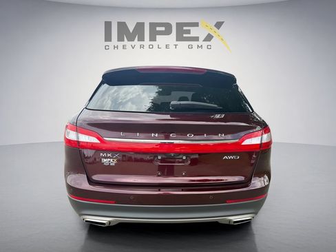 Used 2018 Lincoln MKX Reserve w/ Driver Assistance Package AWD/4WD image 4