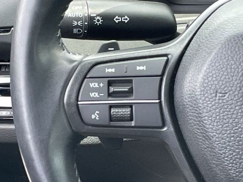Used 2025 Honda Accord Sport image 13