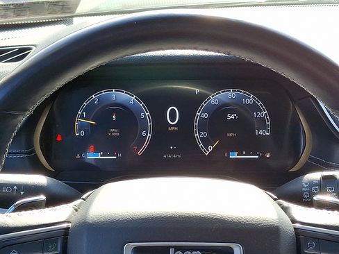 Used 2021 Jeep Grand Cherokee L Laredo w/ Luxury Tech Group I image 23