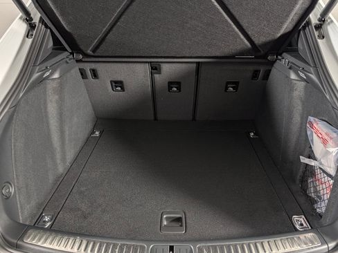 New 2026 Porsche Macan S image 17