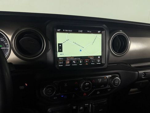 Used 2023 Jeep Wrangler Unlimited AWD/4WD image 19