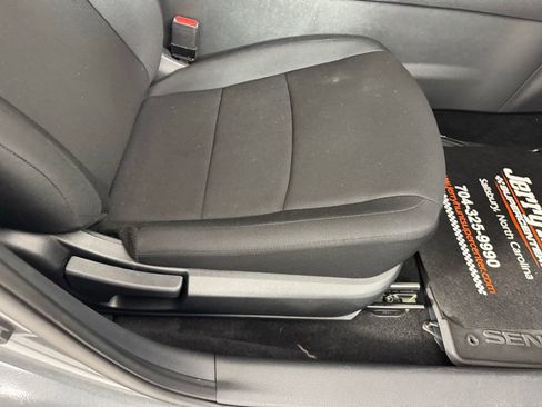 Used 2024 Nissan Sentra S image 31