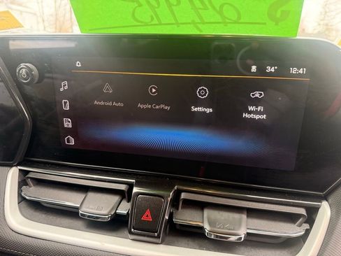 Used 2024 Chevrolet TrailBlazer LT w/ Driver Confidence Package image 24