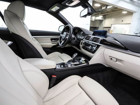 Used 2018 BMW 440i xDrive Convertible image 23