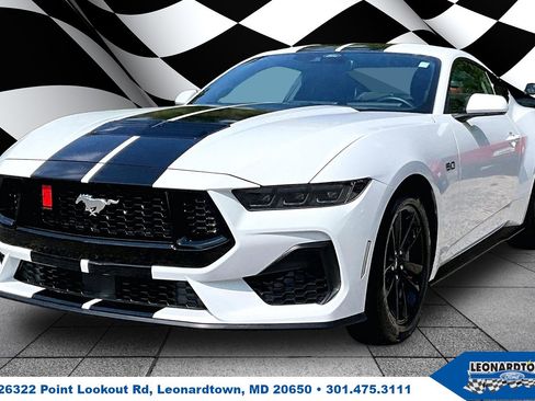 Used 2025 Ford Mustang GT RWD image 1