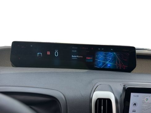 Certified 2025 Ford Expedition Active AWD/4WD image 14