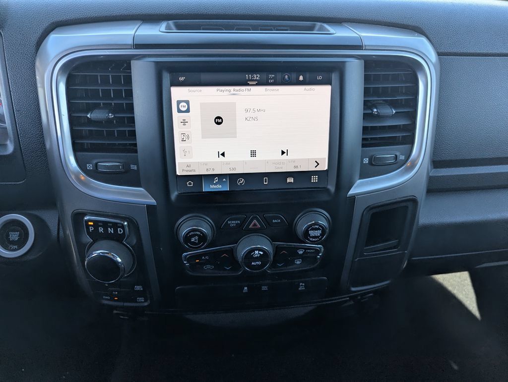 Used 2022 RAM 1500 Warlock AWD/4WD image 15