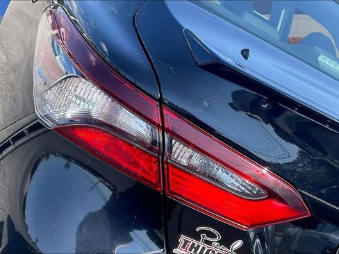 Used 2024 Toyota Camry SE FWD image 23