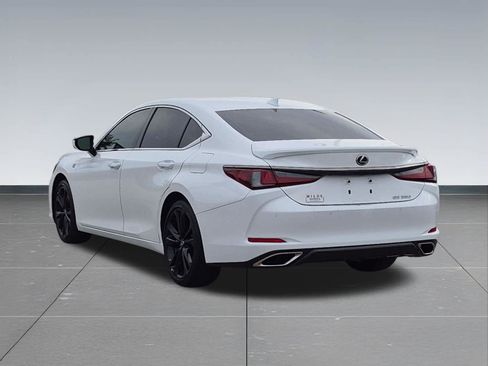 Used 2023 Lexus ES 350 F Sport w/ Accessory Package (Z2) FWD image 4