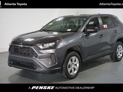 Certified 2022 Toyota RAV4 LE image 1