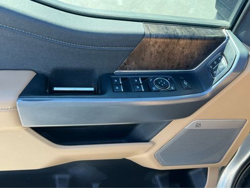 Used 2024 Ford F350 Lariat image 18