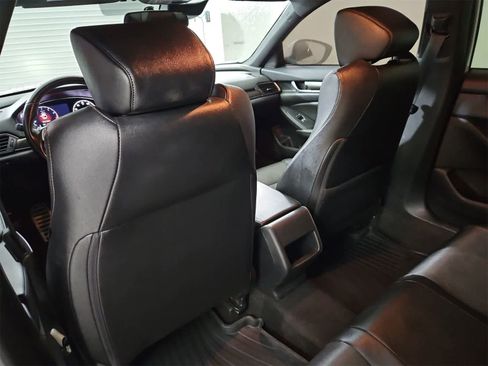 Used 2019 Honda Accord Sport image 18