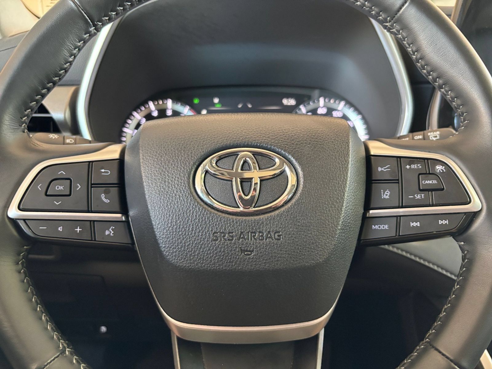 Used 2026 Toyota Highlander XLE AWD/4WD image 28