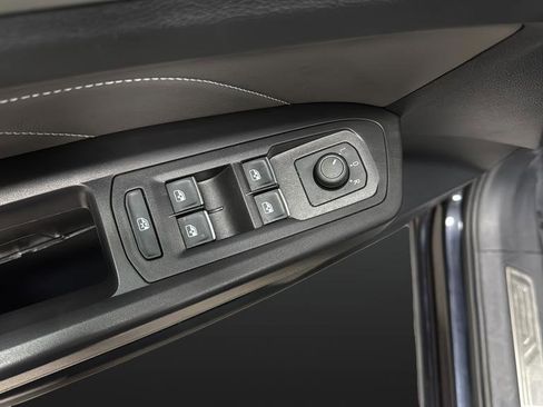 Used 2023 Volkswagen Atlas SE w/ Panoramic Sunroof Package image 23