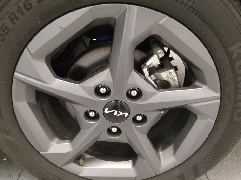 Used 2025 Kia K4 FWD image 31