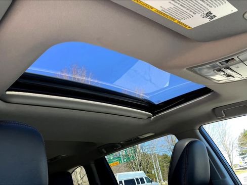 Used 2017 Toyota Highlander XLE image 14