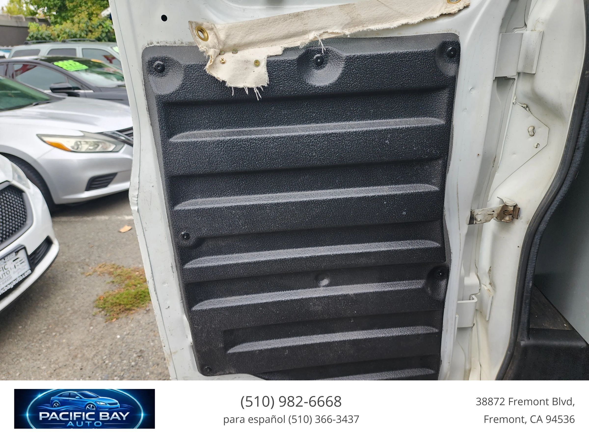 Used 2012 Chevrolet Express 2500 RWD image 22