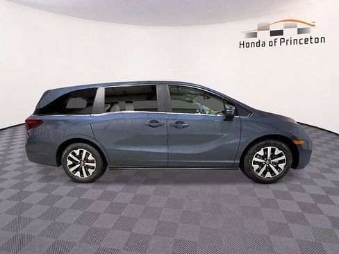 New 2026 Honda Odyssey EX-L image 2