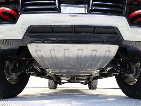 Used 2025 GMC Yukon AT4 Ultimate w/ LPO, Illumination Package AWD/4WD image 47