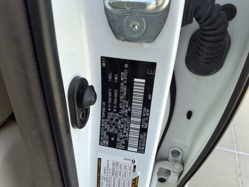 Used 2018 Lexus GX 460 Premium w/ Premium Package AWD/4WD image 36