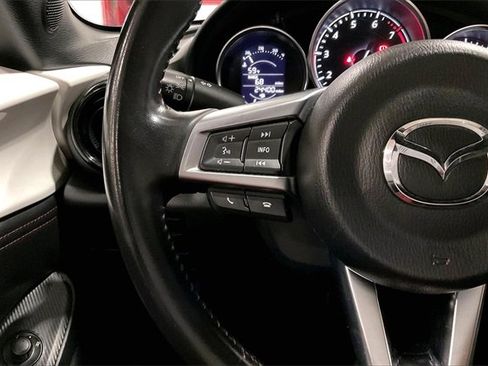 Used 2016 MAZDA MX-5 Miata Club w/ Brembo/BBS Package image 18