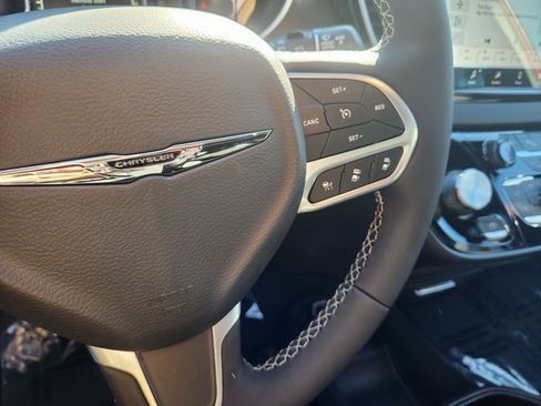 New 2026 Chrysler Voyager LX image 22