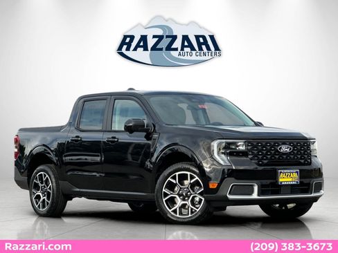 New 2025 Ford Maverick Lariat image 1