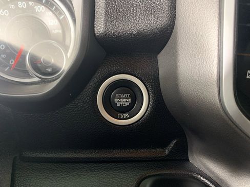 Used 2022 RAM 2500 Big Horn w/ Level 1 Equipment Group image 18