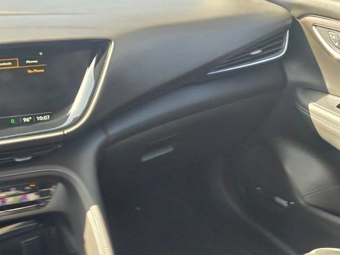 Used 2023 Buick Envision Avenir FWD image 18
