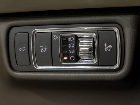 Used 2022 Lincoln Aviator 2WD image 27