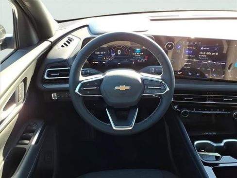 New 2026 Chevrolet Traverse LT image 14