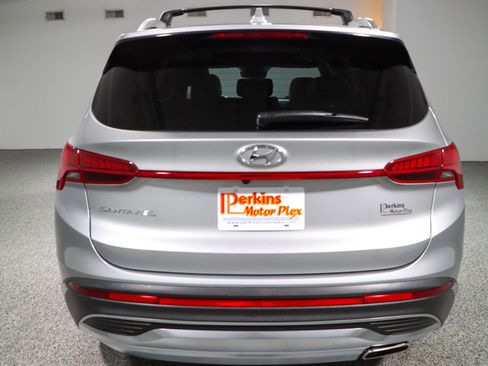 Used 2022 Hyundai Santa Fe SEL w/ Convenience + Premium Package FWD image 8