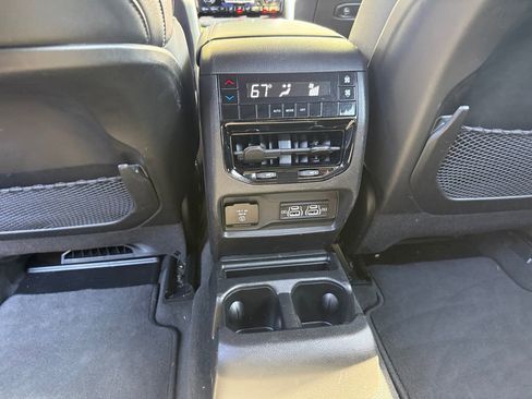 Certified 2022 Jeep Grand Cherokee L Laredo RWD image 29