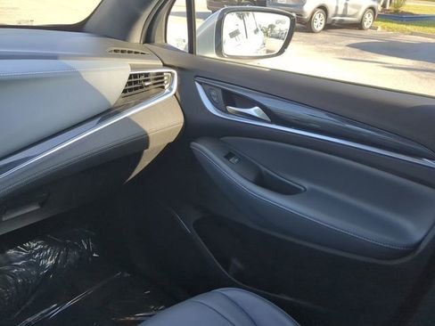 Used 2022 Buick Enclave Essence w/ Experience Buick Package image 17