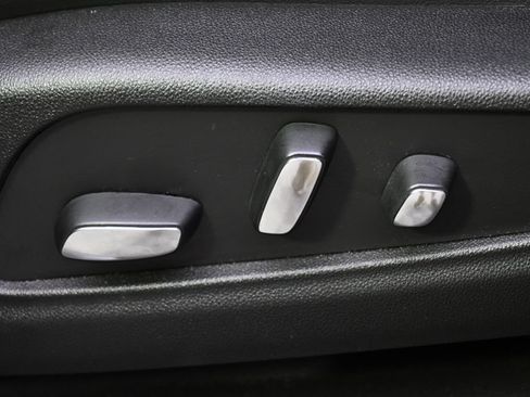Used 2024 Cadillac XT6 Premium Luxury w/ LPO, Floor Liner Package AWD/4WD image 14