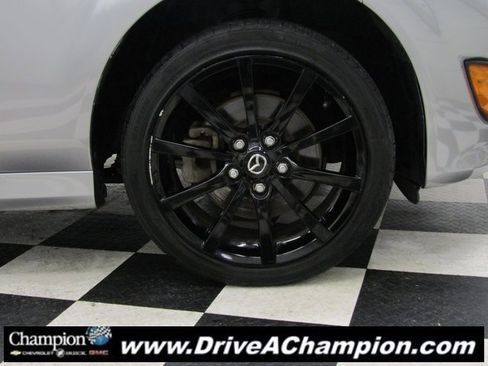 Used 2012 MAZDA MX-5 Miata Sport image 4