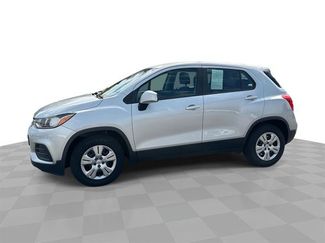 Certified 2018 Chevrolet Trax LS image 1